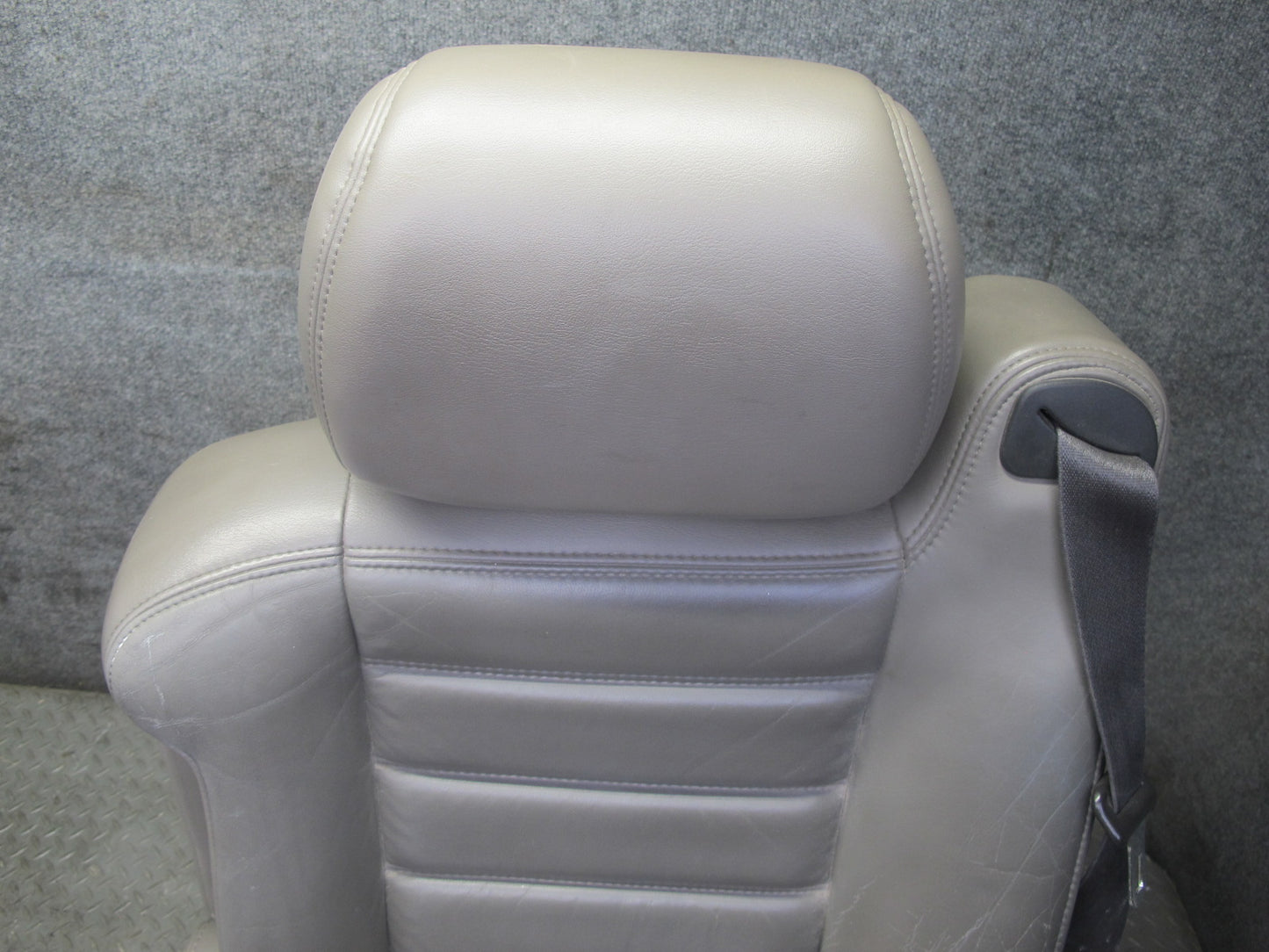 2005-2007 Hummer H2 Front Left & Right Side Leather Seat Set of 2