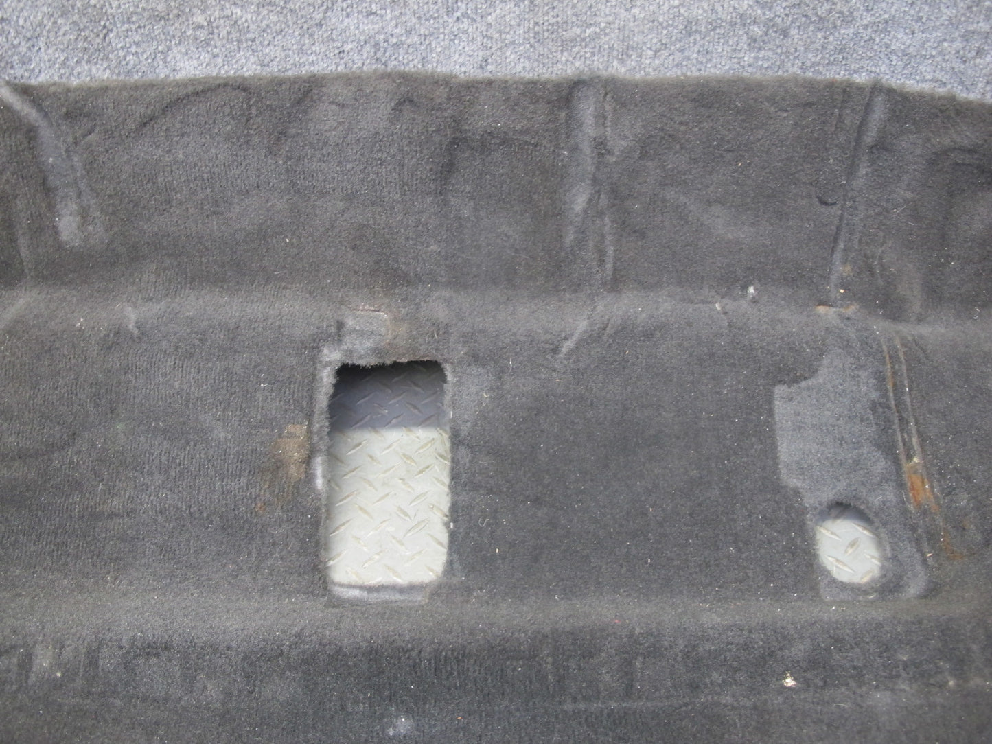 2003-2007 Hummer H2 Rear Trunk Cargo Floor Carpet Cover MAT Liner
