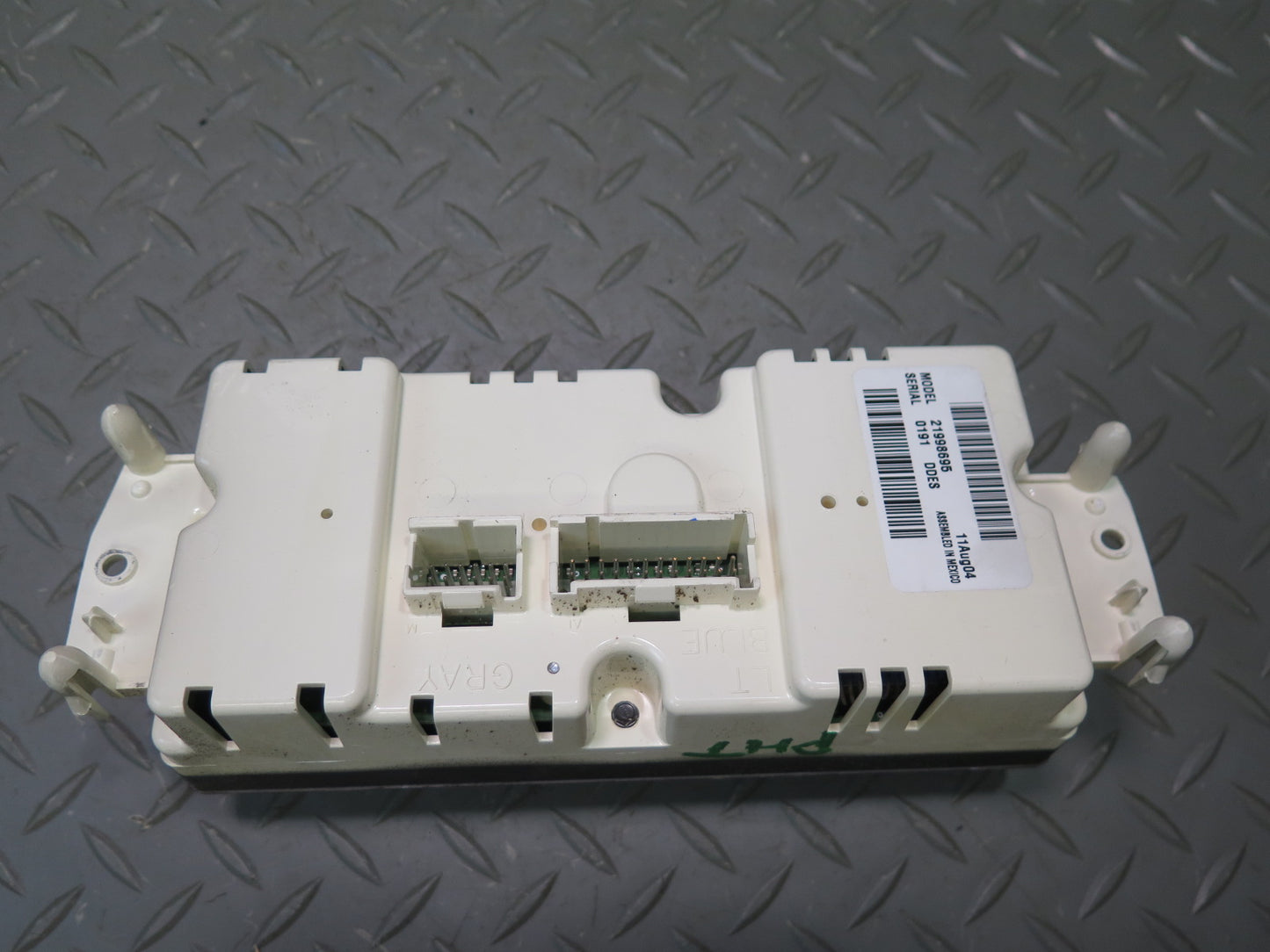 2003-2007 Hummer H2 A/C Heater Climate Control Switch Panel 21998695