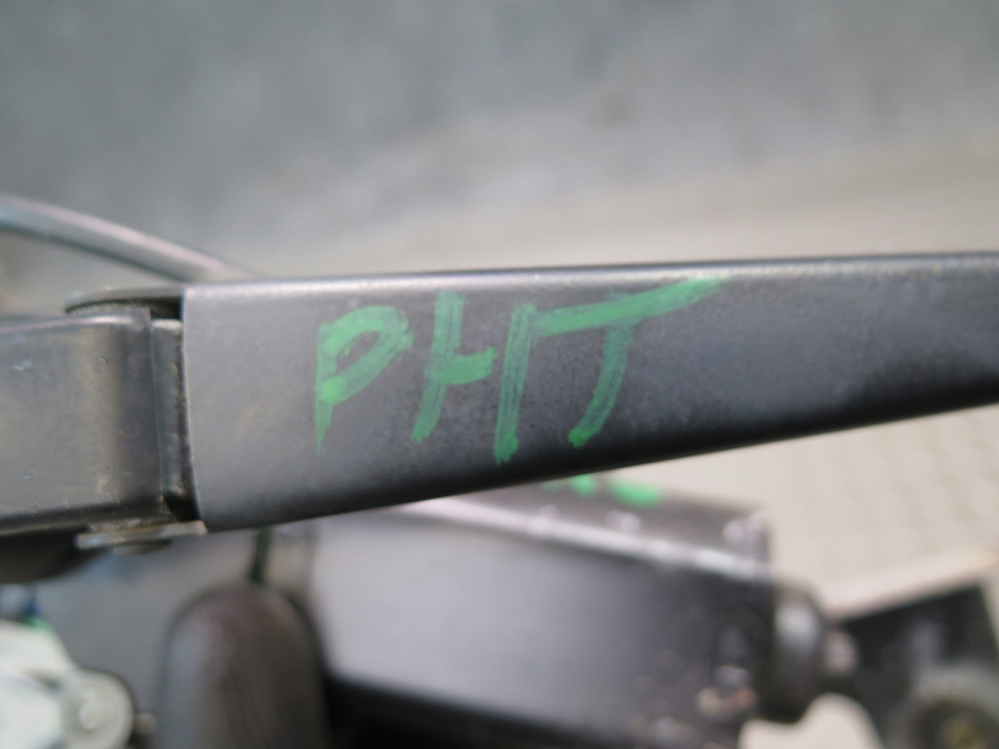 2003-2007 Hummer H2 Rear Tailgate Lift Gate Back Door Wiper W/ Motor 15186765