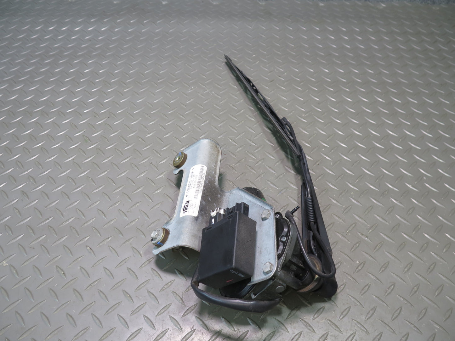 2003-2007 Hummer H2 Rear Tailgate Lift Gate Back Door Wiper W/ Motor 15186765