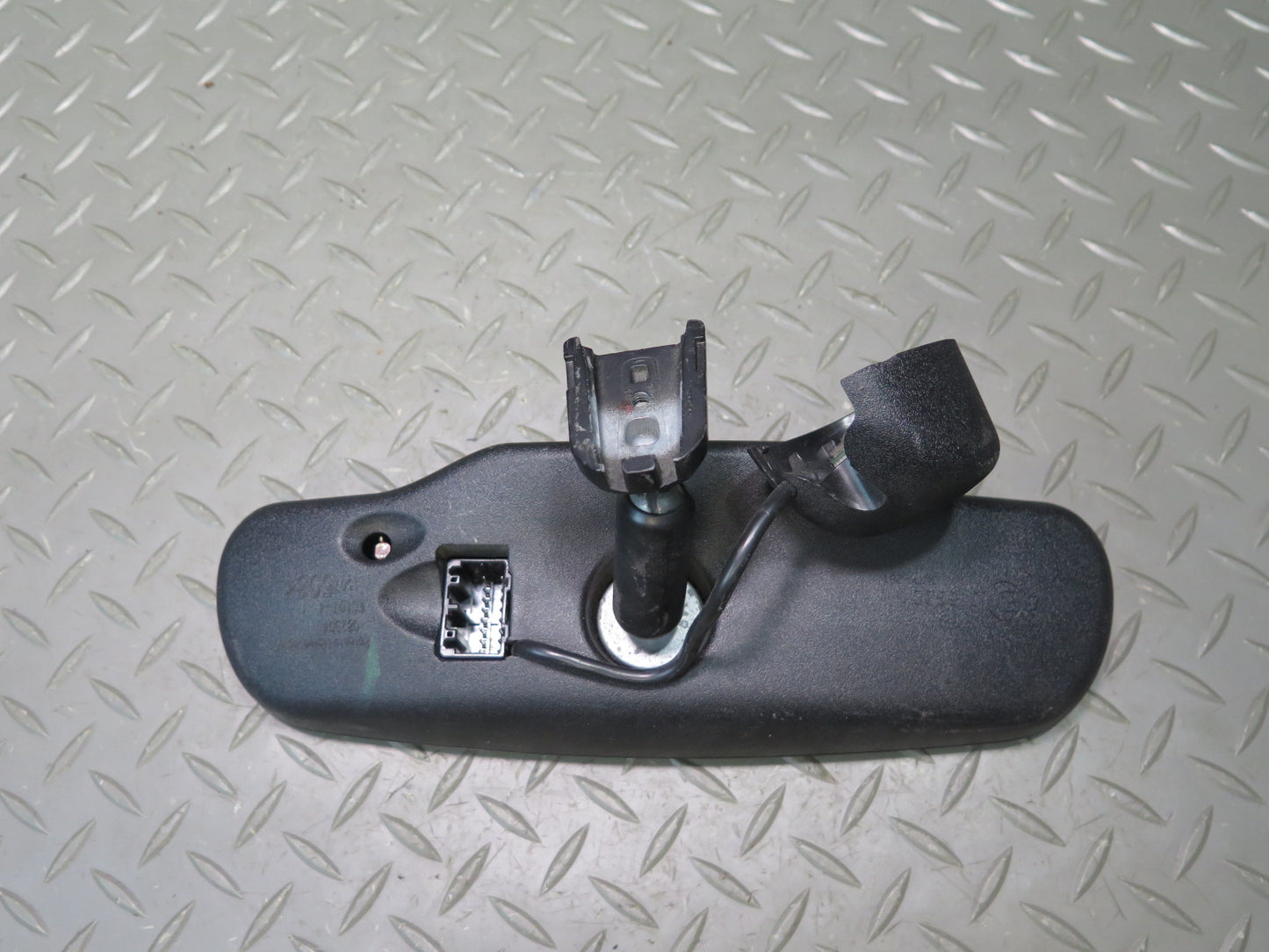 2003-2009 Hummer H2 Front Windshield Interior Auto Dim Rear View Mirror Black