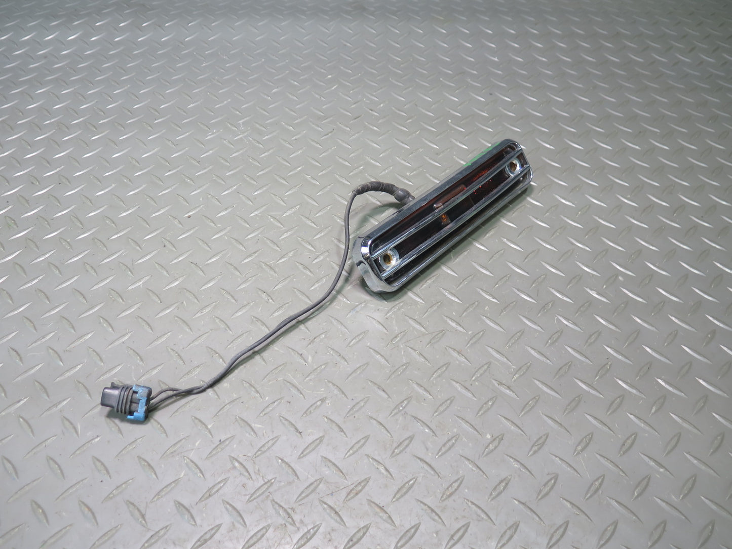 2003-2009 Hummer H2 Front Left & Right Side Fender Panel Marker Lamp Light Set