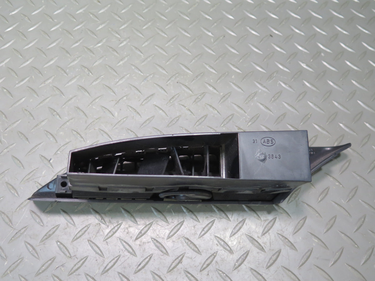 1993 Chevrolet Corvette C4 Set of 5 Dash Front A/C Air Vent Trim Grille OEM