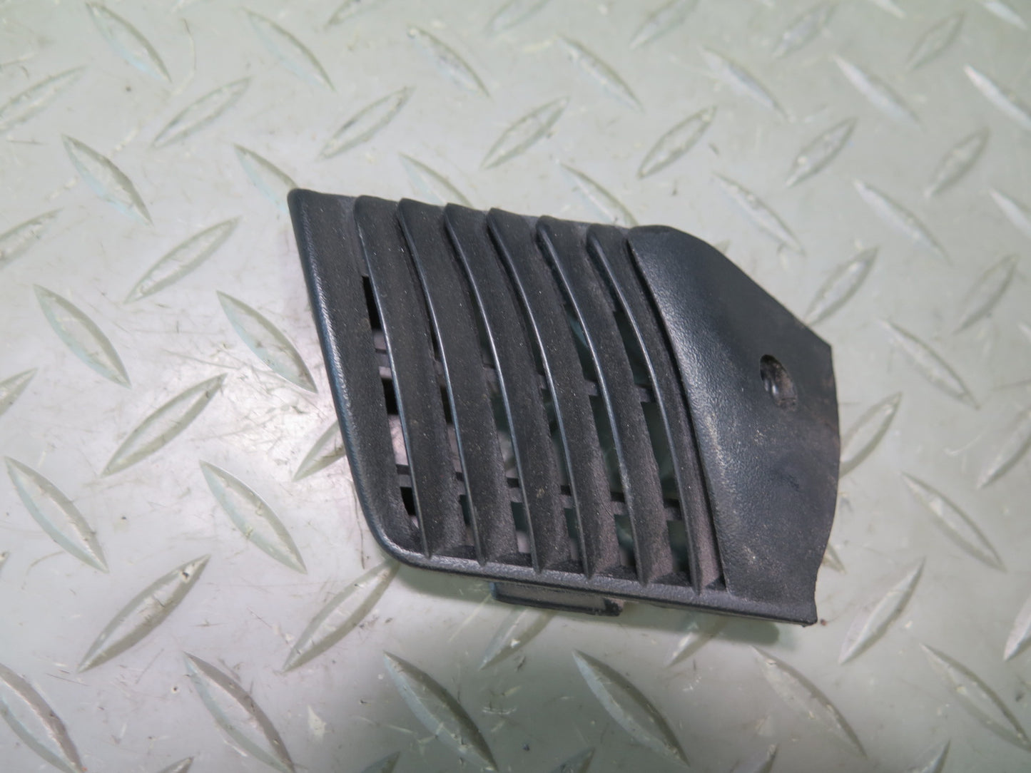1993 Chevrolet Corvette C4 Set of 5 Dash Front A/C Air Vent Trim Grille OEM