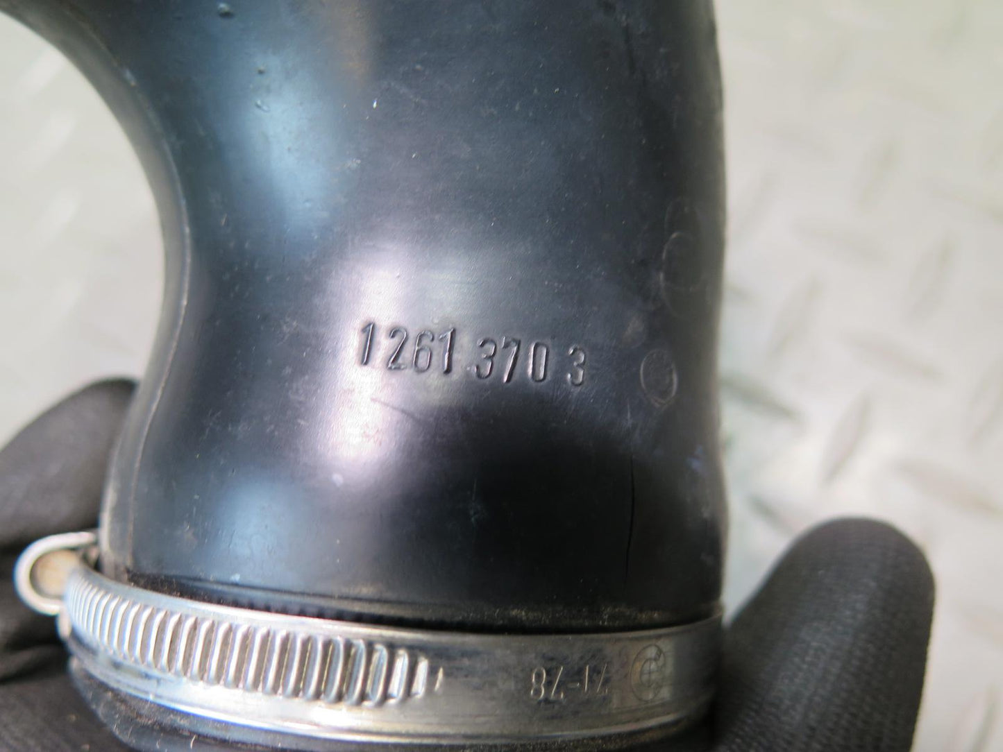 83-84 BMW E24 633CSI MAF Air Flow Sensor Hose Pipe OEM