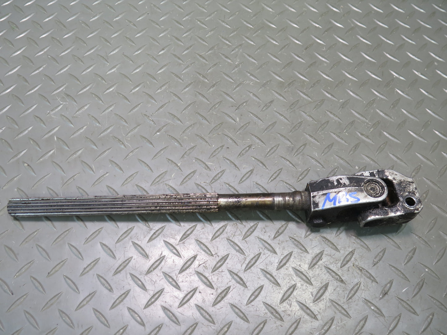 82-89 BMW E24 633CSI 635CSI Steering Column Lower U Joint Linkage Shaft OEM