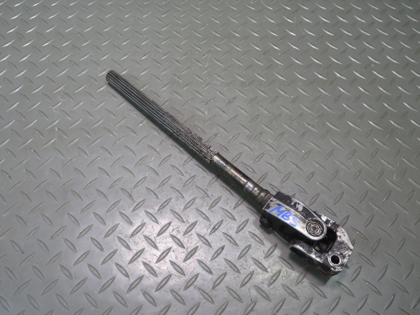 82-89 BMW E24 633CSI 635CSI Steering Column Lower U Joint Linkage Shaft OEM