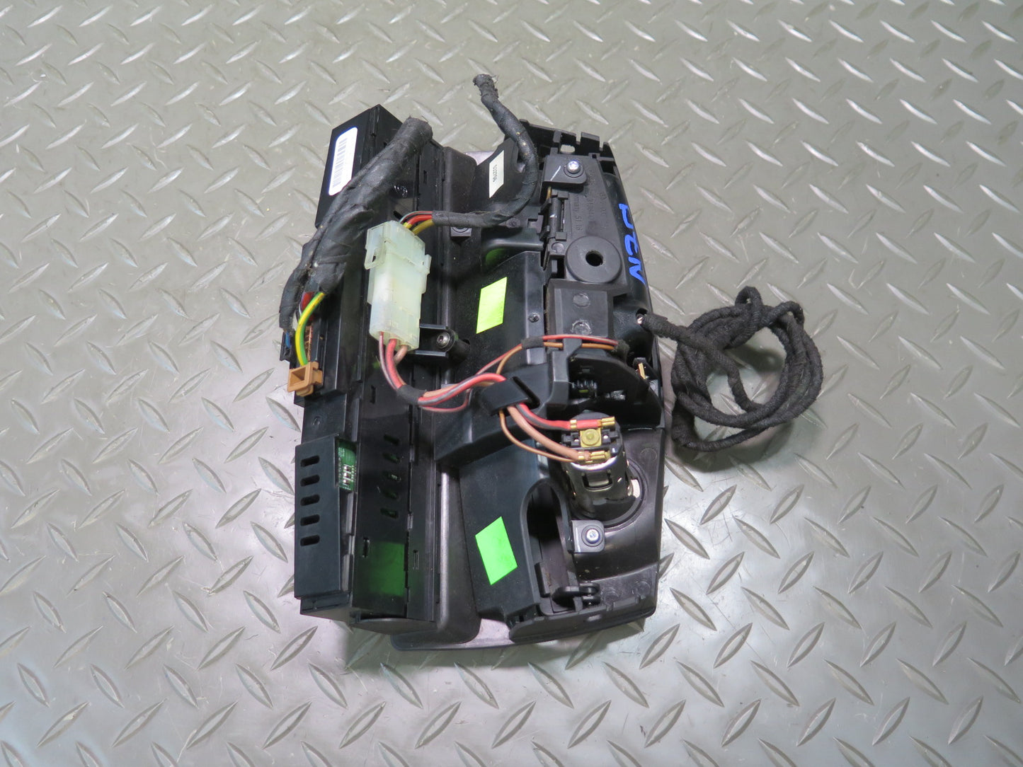 05-08 BMW E85 Z4 Dash Center Console Ash Tray Button Switch Panel 7037227 OEM