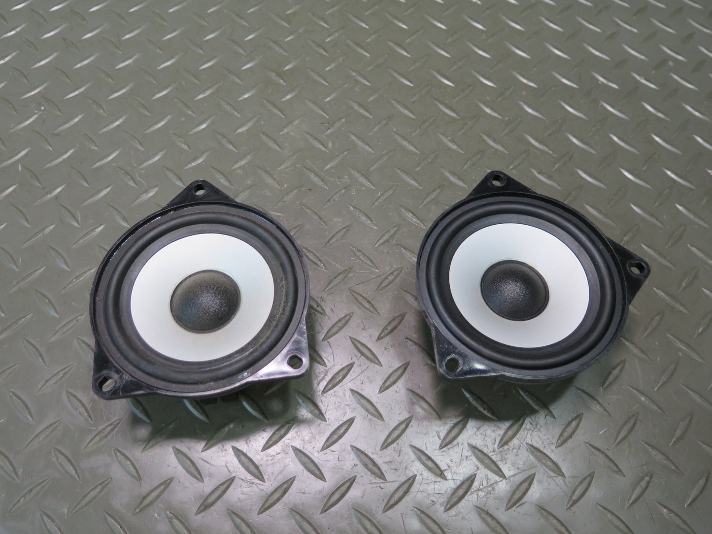 03-08 BMW E86 E85 Z4 Set of 2 Front Left & Right TOP Hi-fi MID Range Speaker OEM