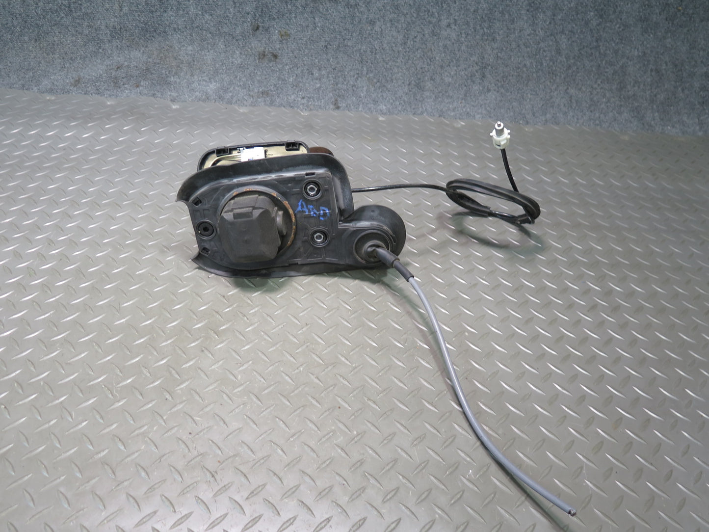 02-06 BMW E46 330ci A/T Automatic Transmission Gear Shifter w Cable & Knob OEM