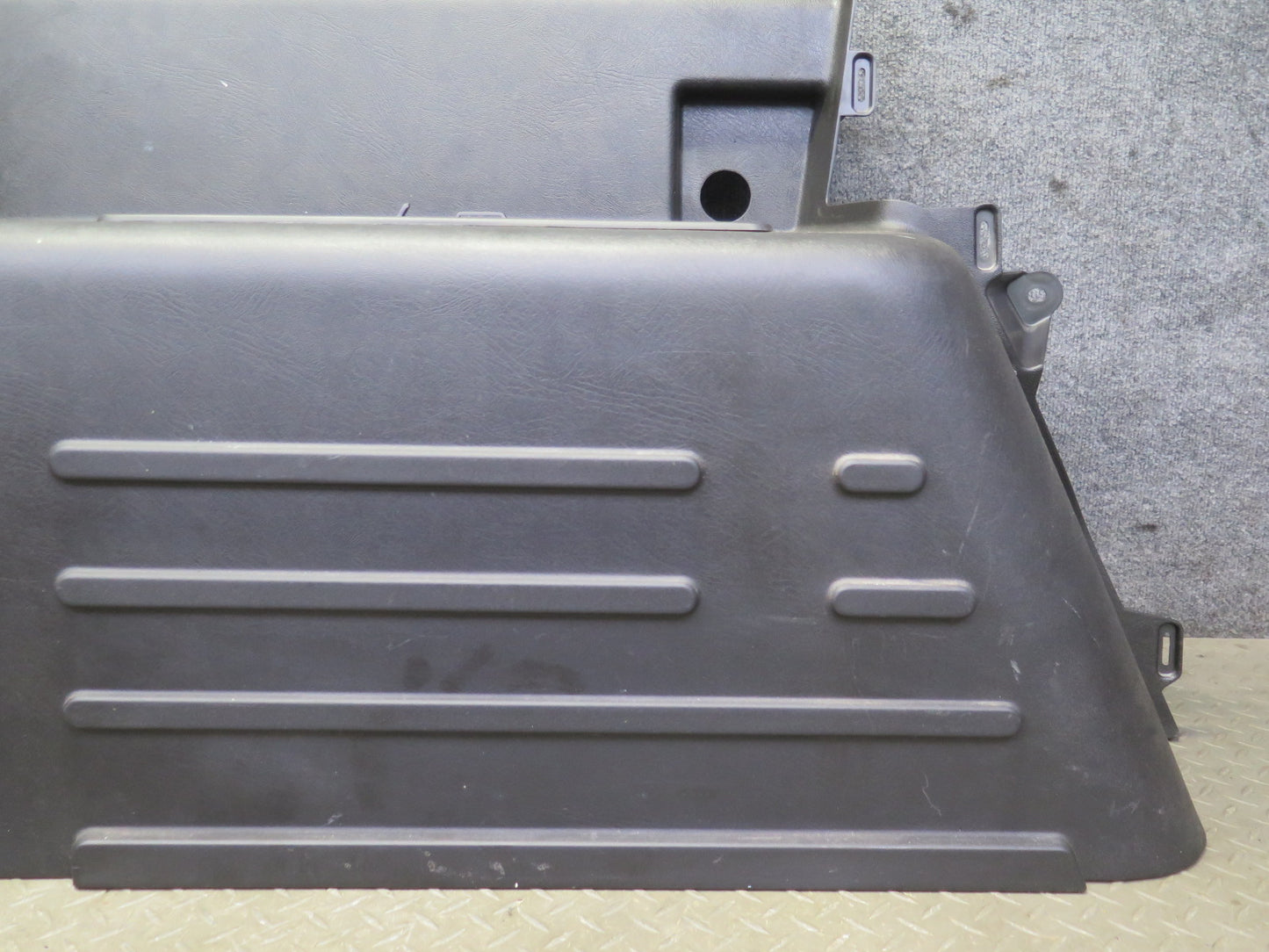 2005-2007 Hummer H2 Rear Left & Right Side Trunk Quarter Panel Trim Cover Set