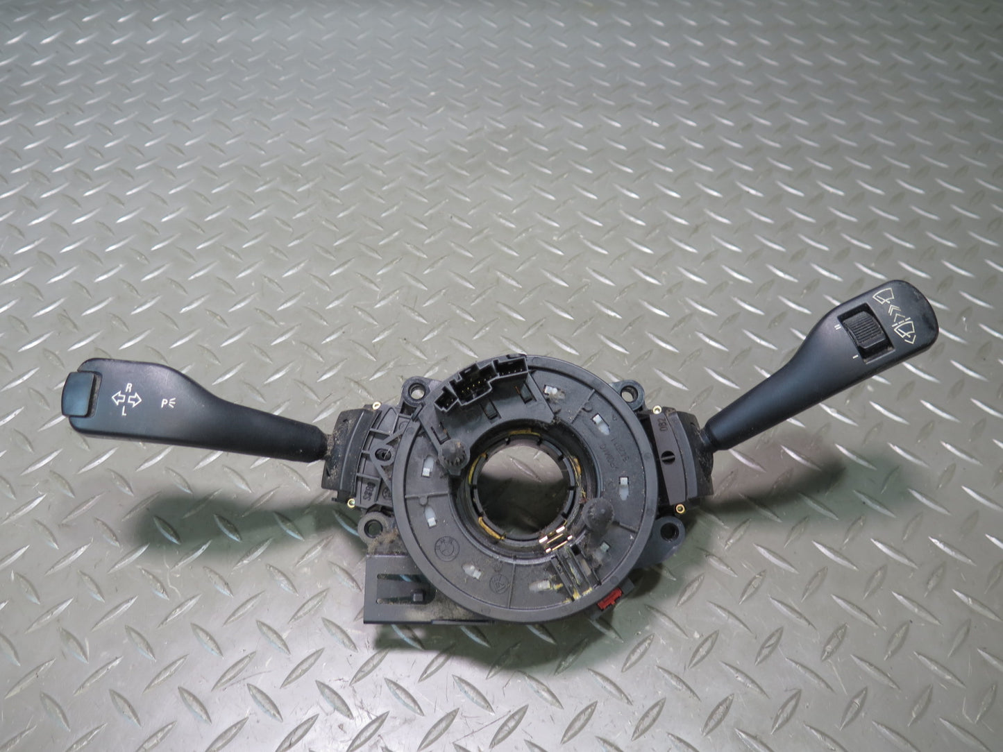 01-06 BMW E46 M3 STEERING COLUMN MULTI SWITCH CLOCK SPRING OEM