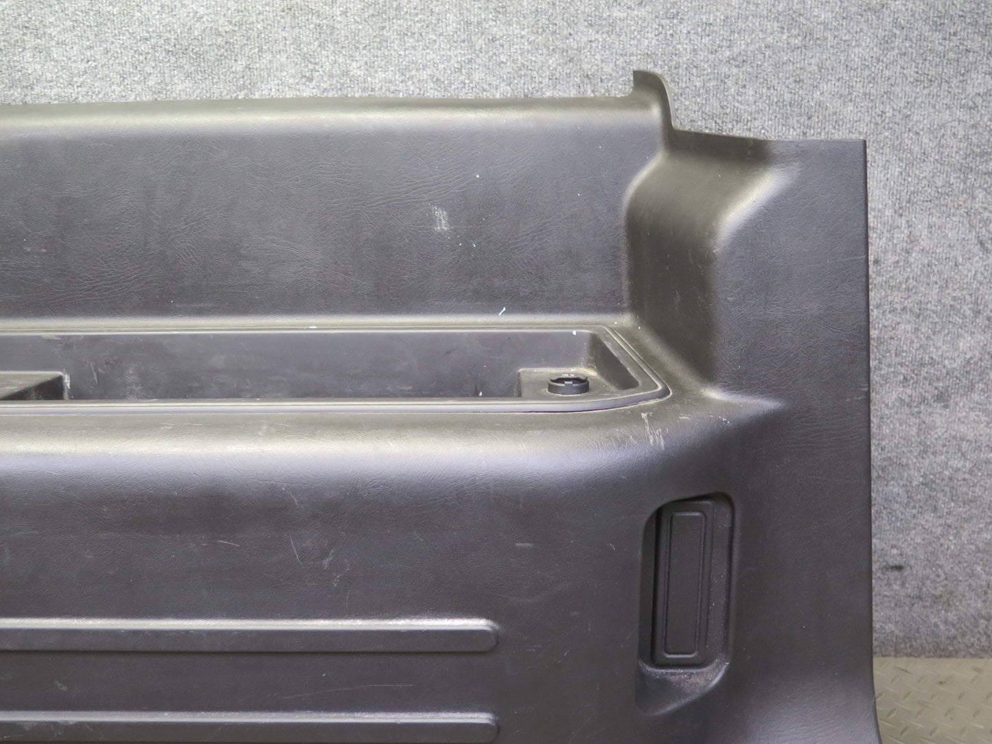 2005-2007 Hummer H2 Rear Left & Right Side Trunk Quarter Panel Trim Cover Set