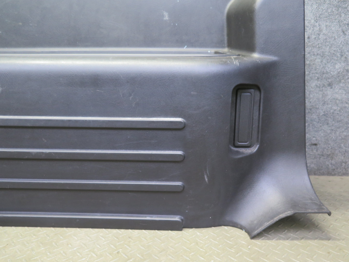 2005-2007 Hummer H2 Rear Left & Right Side Trunk Quarter Panel Trim Cover Set