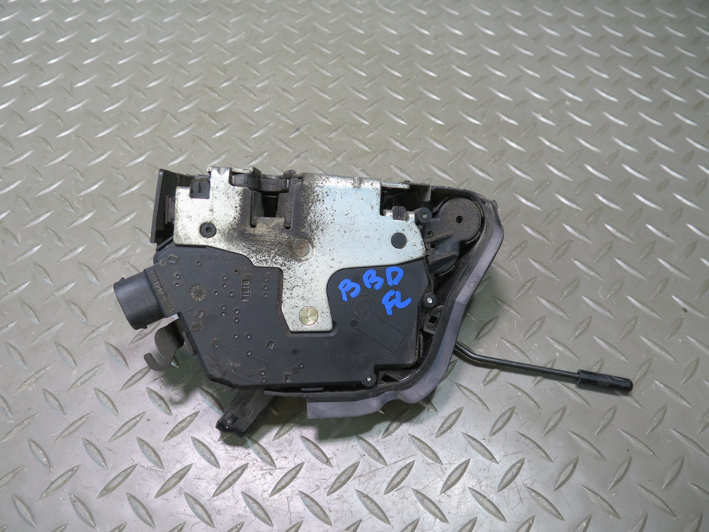 2001-2006 BMW E46 M3 3-SERIES Convertible Left Door Lock Latch Actuator