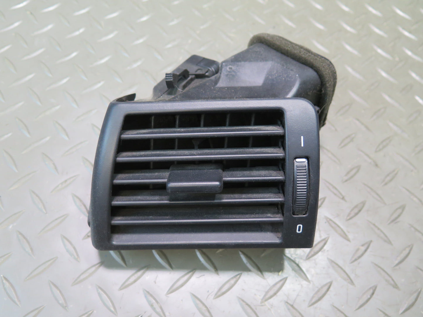 2001-2006 BMW E46 M3 3-SERIES Set of 3 Dash Front Left Center Right Air Vent