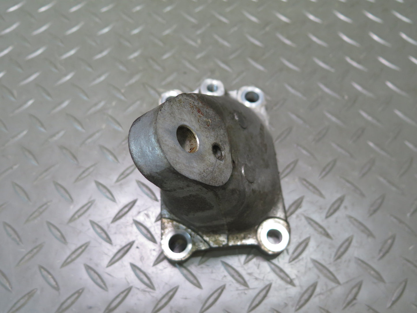 90-00 Lexus LS400 Set of 2 Front Right & Left Engine Motor Mount Bracket OEM