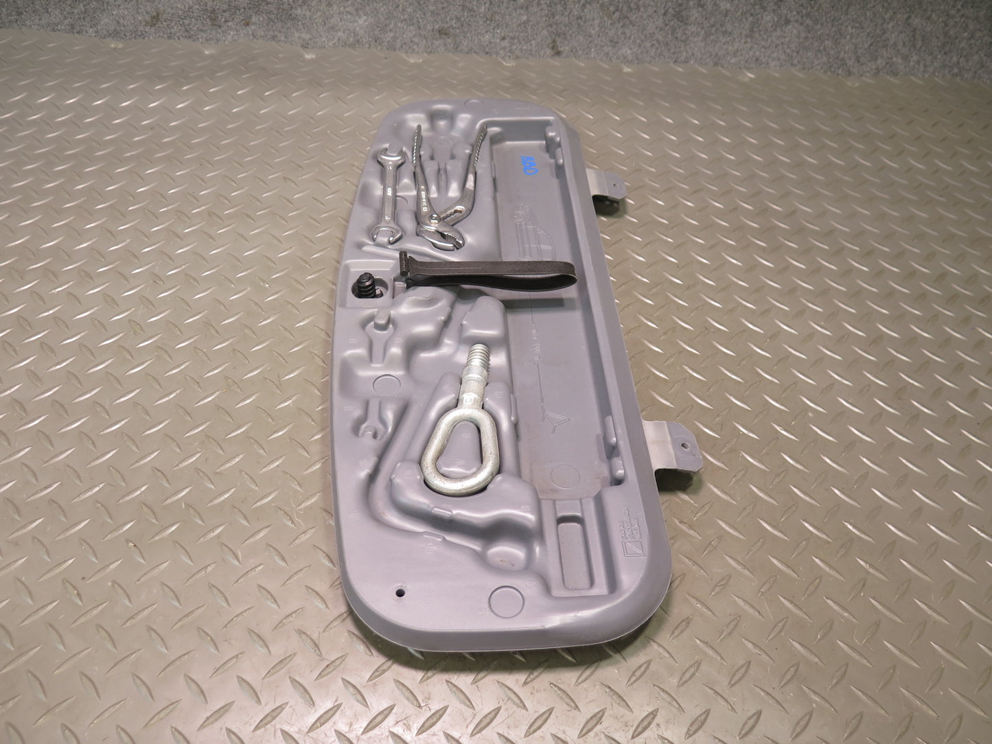 2001-2006 BMW E46 M3 Convertible Spare Tire Lift Jack Wrench Tool KIT w Case OEM