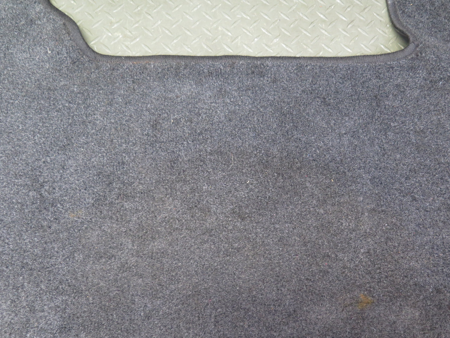 01-05 Lexus JCE10L IS300 Sedan Rear Trunk Floor MAT Carpet Cover Black OEM