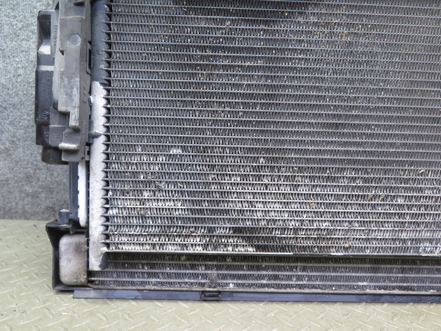 2001-2006 BMW E46 M3 S54 Engine Radiator A/C Condenser Oil Cooler Shroud Set