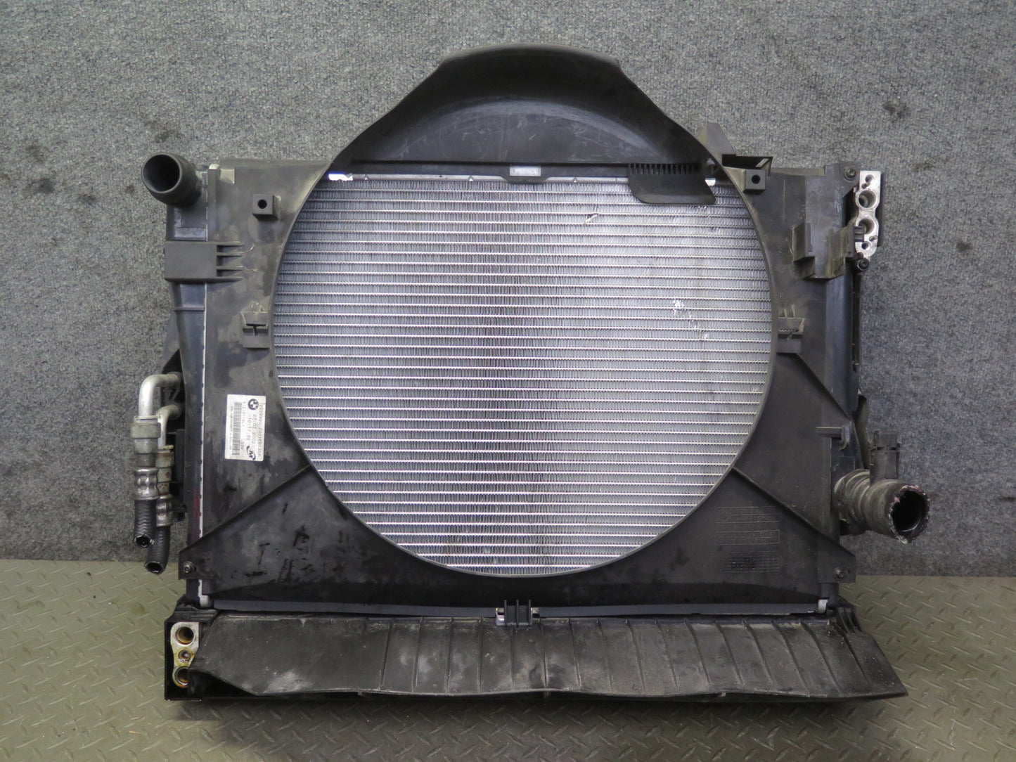 2001-2006 BMW E46 M3 S54 Engine Radiator A/C Condenser Oil Cooler Shroud Set