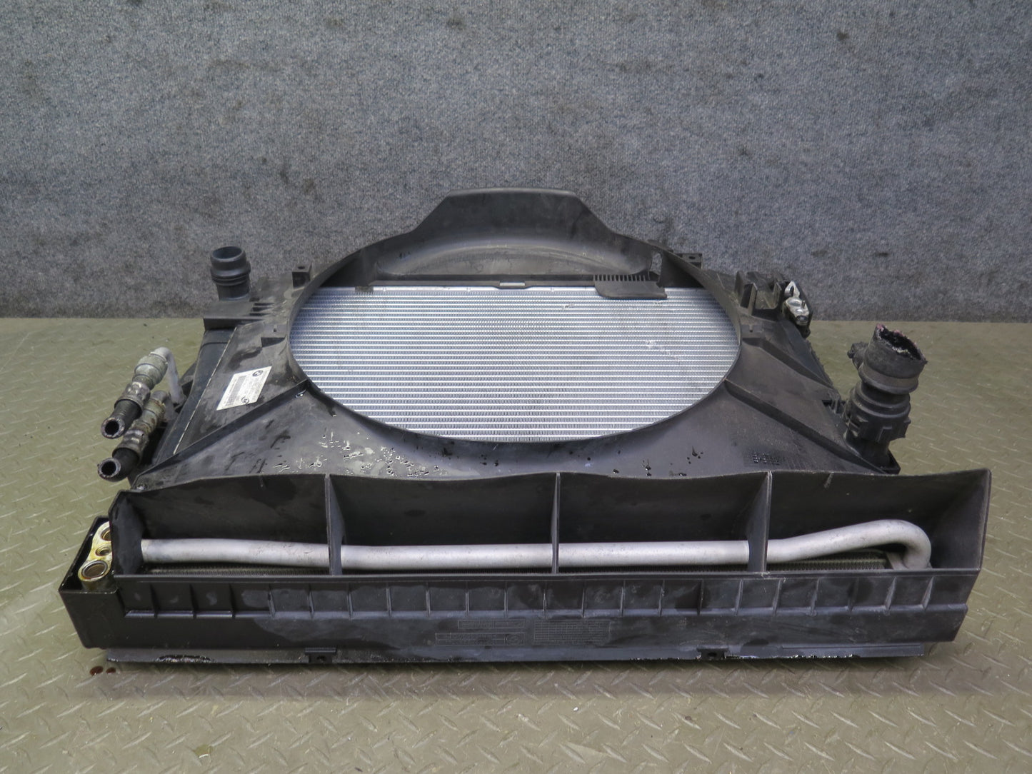 2001-2006 BMW E46 M3 S54 Engine Radiator A/C Condenser Oil Cooler Shroud Set