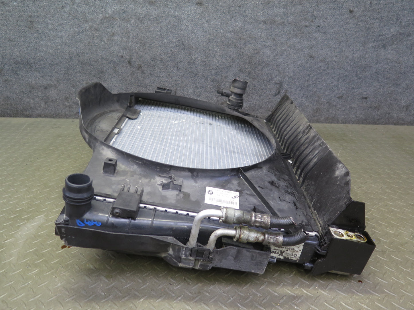 2001-2006 BMW E46 M3 S54 Engine Radiator A/C Condenser Oil Cooler Shroud Set
