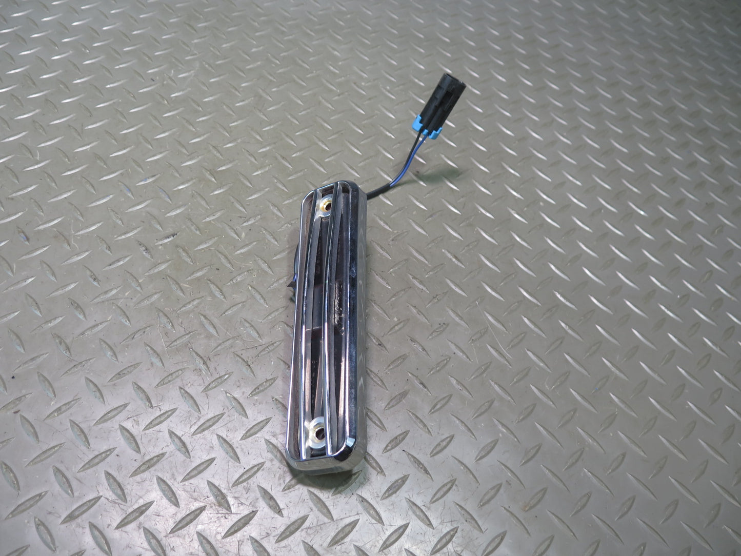 2003-2009 Hummer H2 Rear Left & Right Side Quarter Panel Marker Lamp Light Set