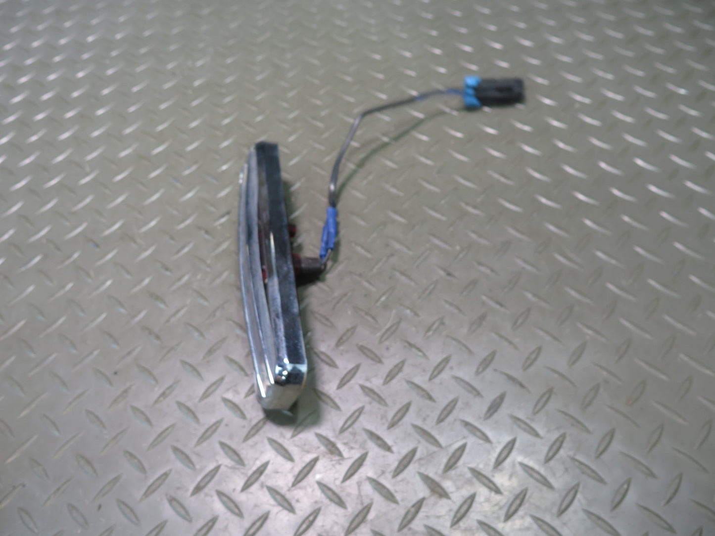 2003-2009 Hummer H2 Rear Left & Right Side Quarter Panel Marker Lamp Light Set