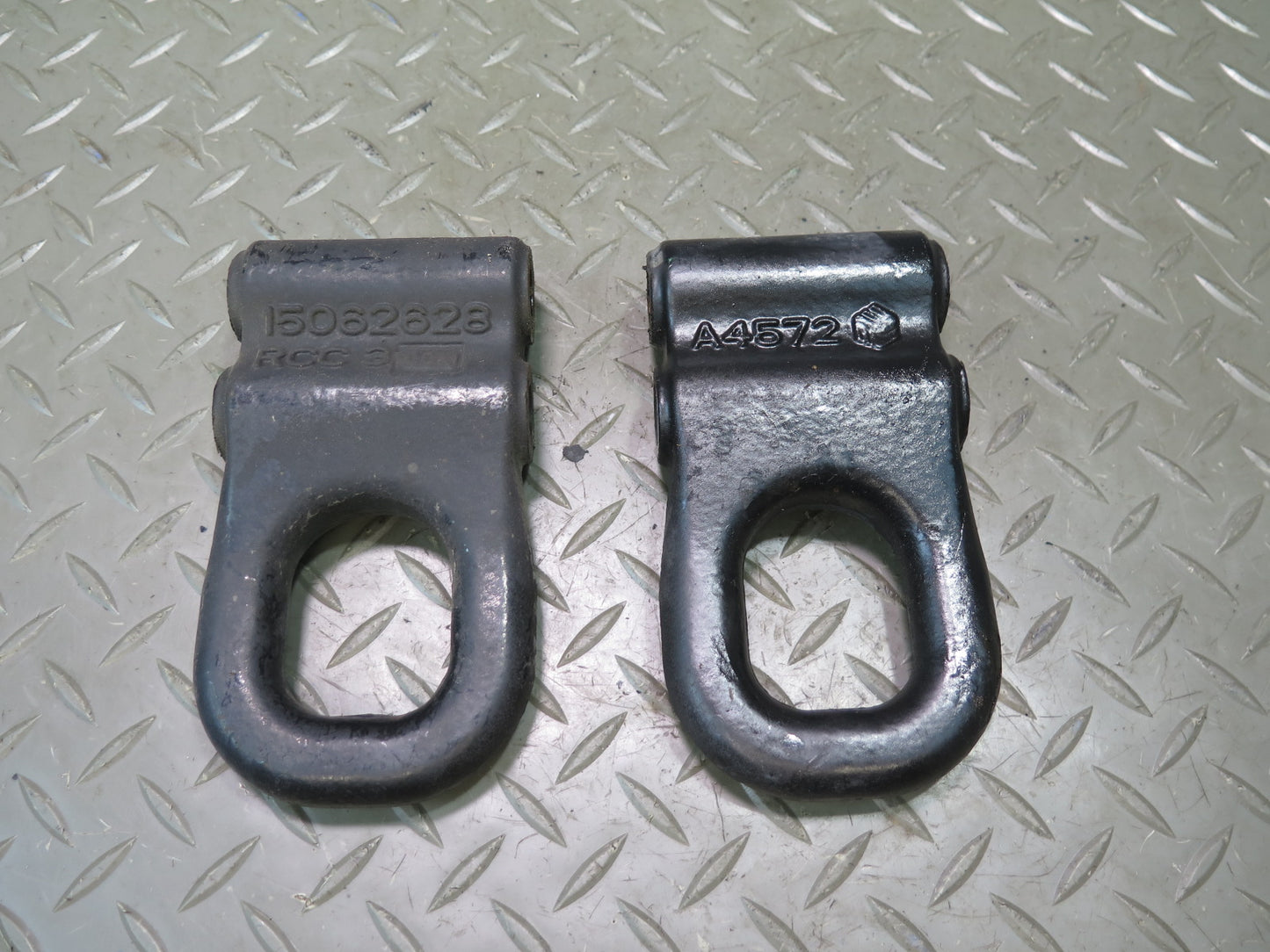 2003-2009 Hummer H2 Front Bumper Left & Right Side TOW Hook Set