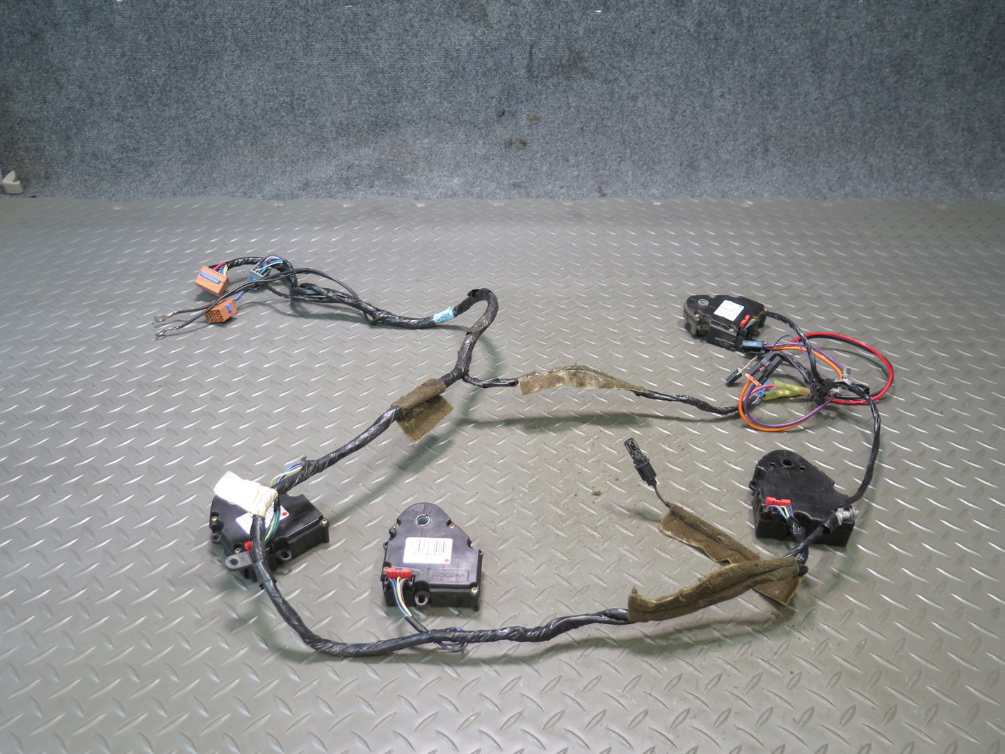 2003-2009 Hummer H2 Hvac A/C Air Heater Door Flap Actuator Motor Wire Set