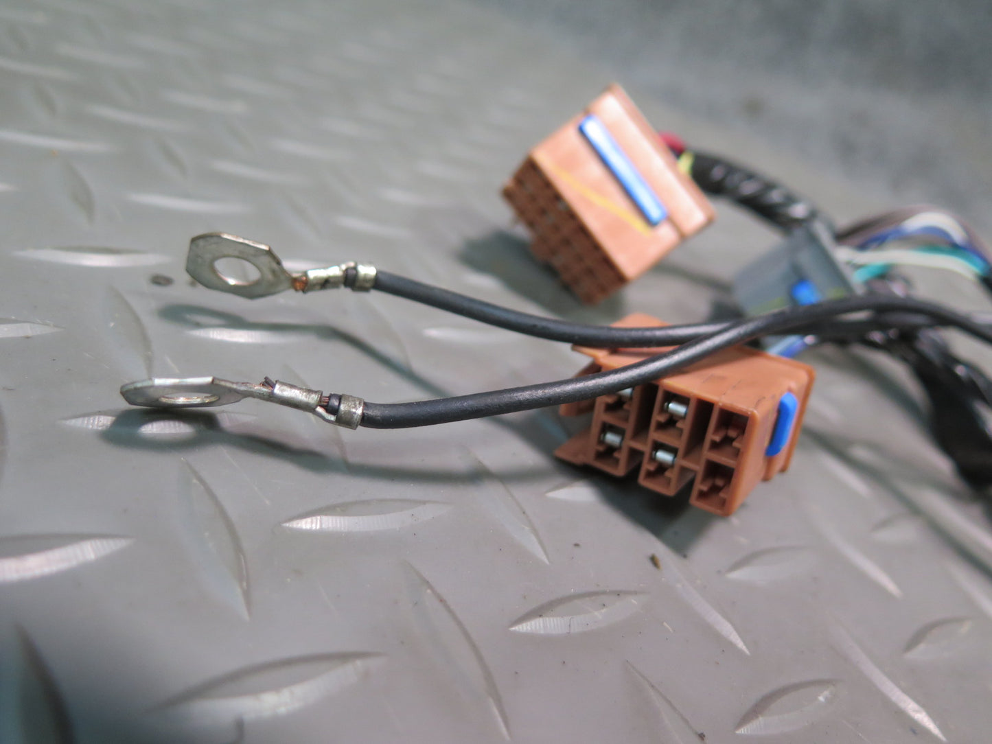 2003-2009 Hummer H2 Hvac A/C Air Heater Door Flap Actuator Motor Wire Set