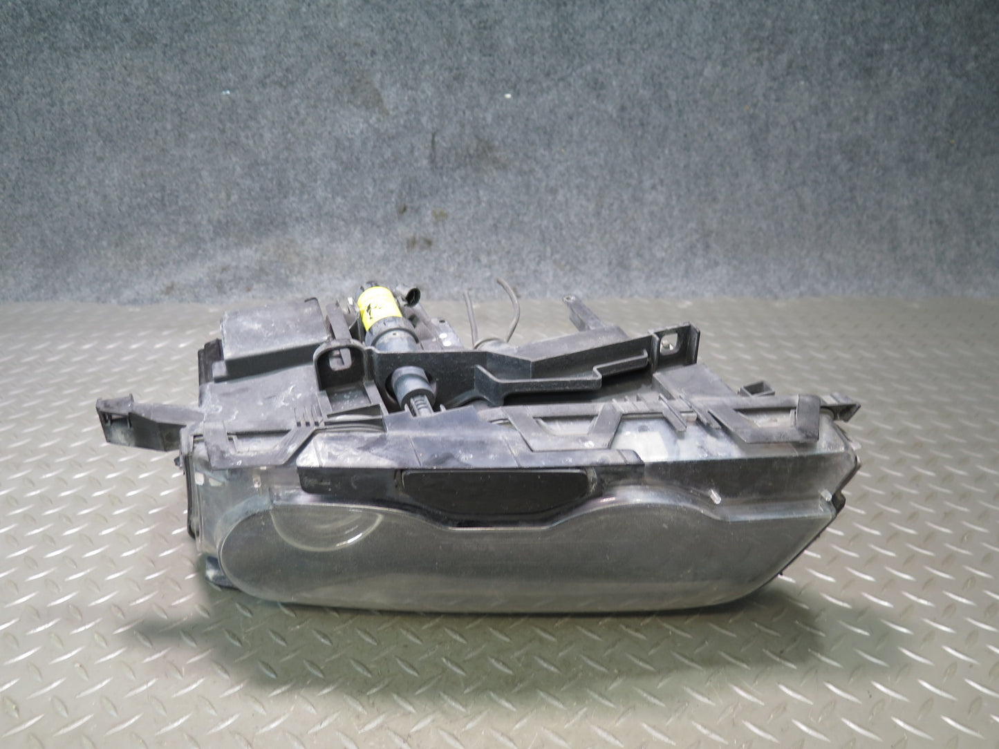2001-2003 BMW E46 M3 Front Left Xenon Headlight Lamp