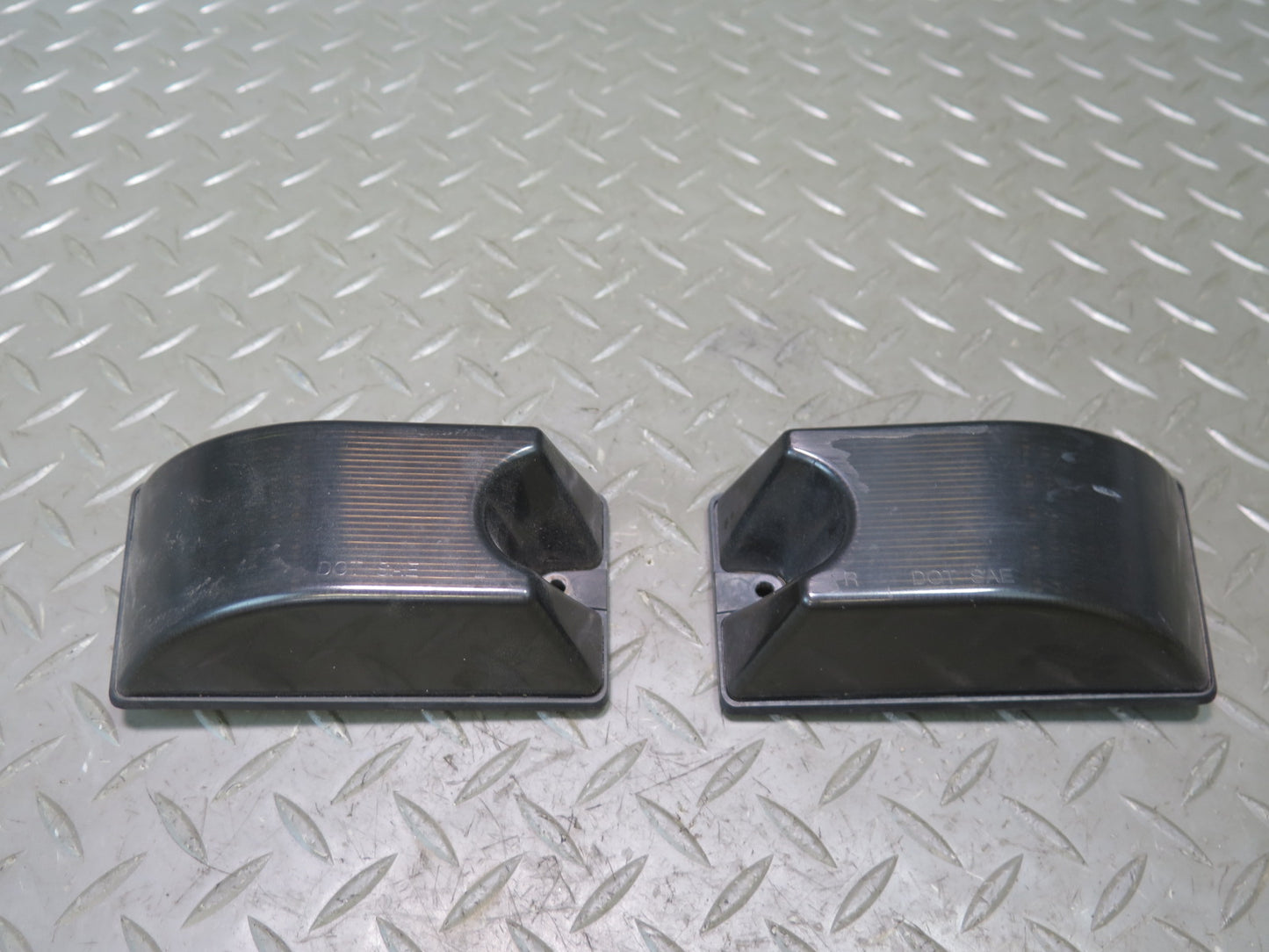 2003-2009 Hummer H2 Rear Roof Clearance Marker Light Lamp Set of 2