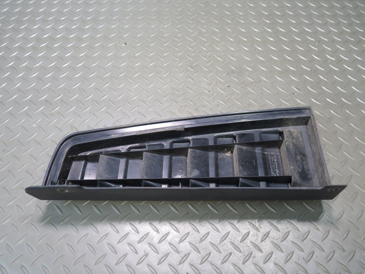 2003-2009 Hummer H2 Rear Upper Tail Light Air Vent Applique Trim Grille Set of 2