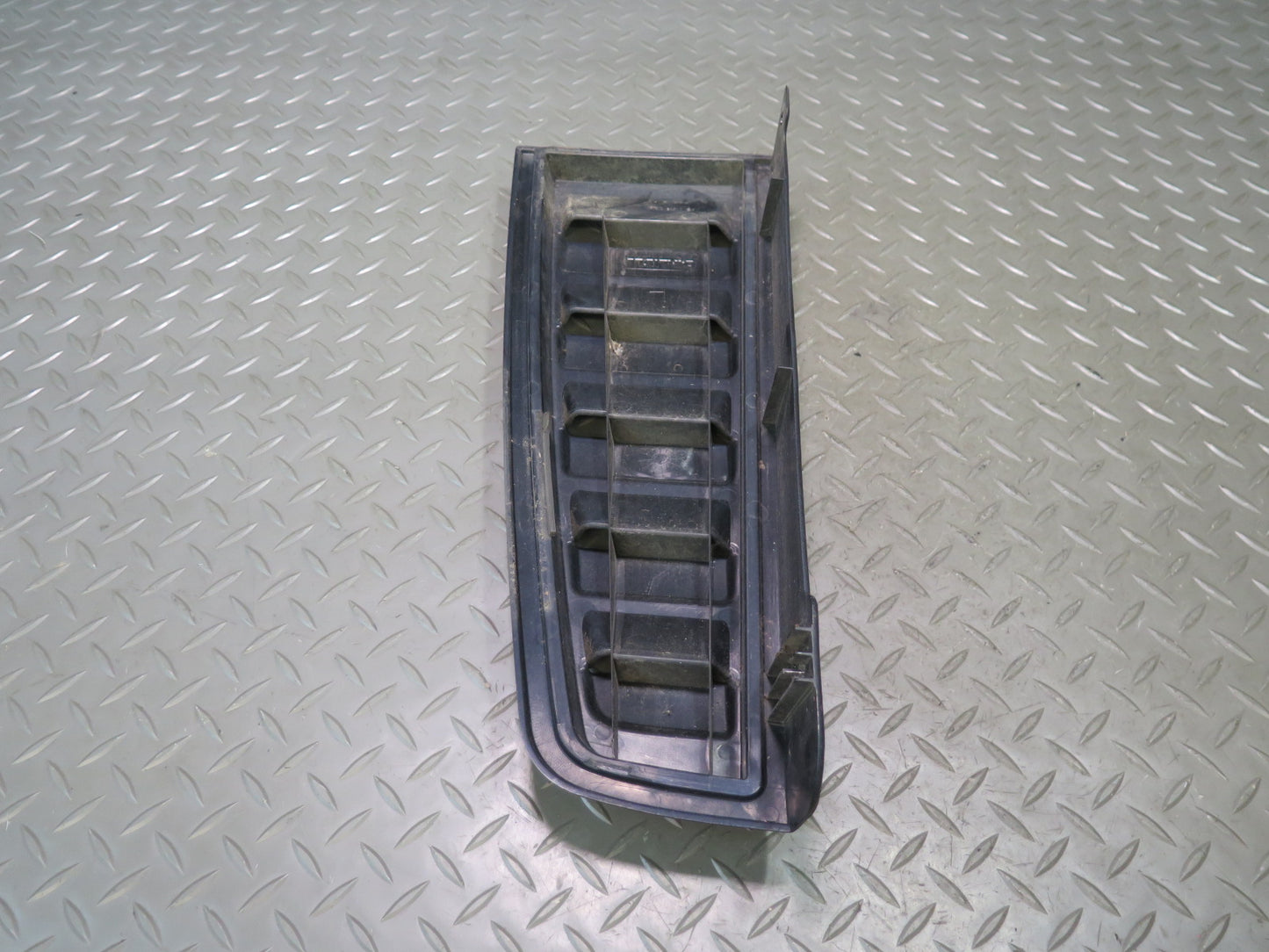 2003-2009 Hummer H2 Rear Upper Tail Light Air Vent Applique Trim Grille Set of 2