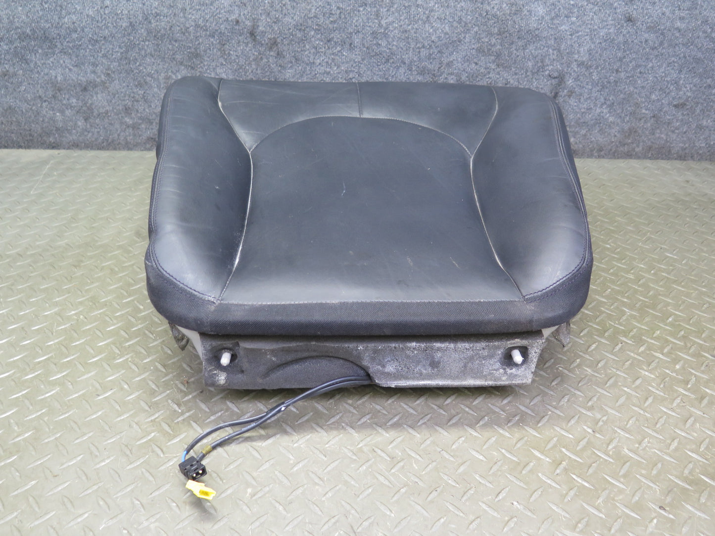 96-02 Mercedes R129 Front Right Seat Lower Leather Cushion OEM
