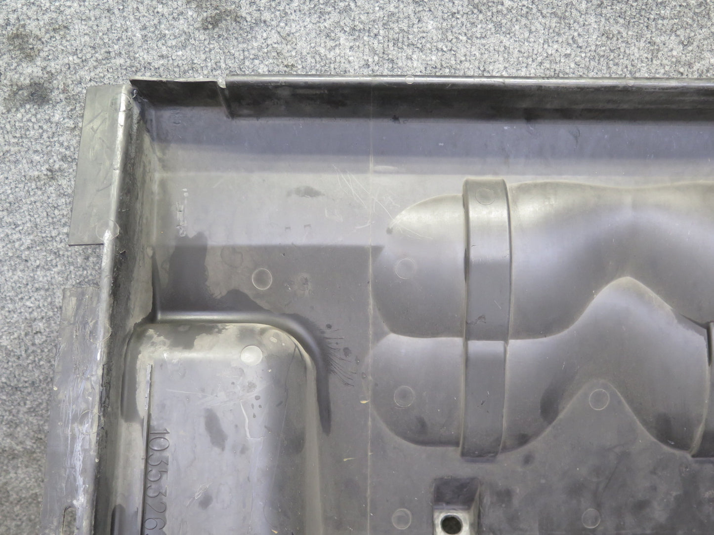 2004-2009 Cadillac XLR 4.6L Radiator Support Baffle Cover Air Duct 10353263