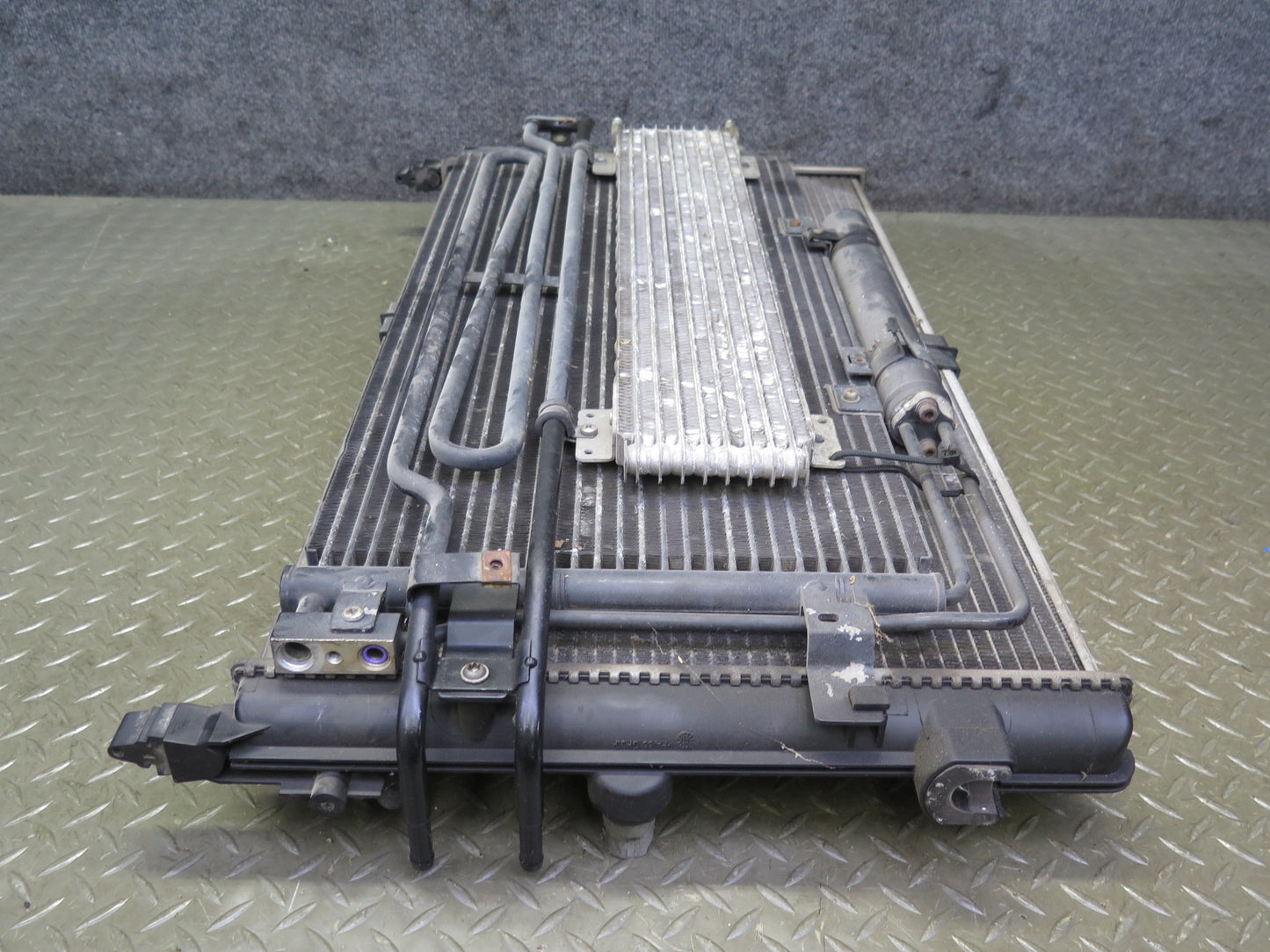 01-03 VW Eurovan T4 2.8L AXK Engine Radiator A/C Condenser Oil Cooler Set OEM