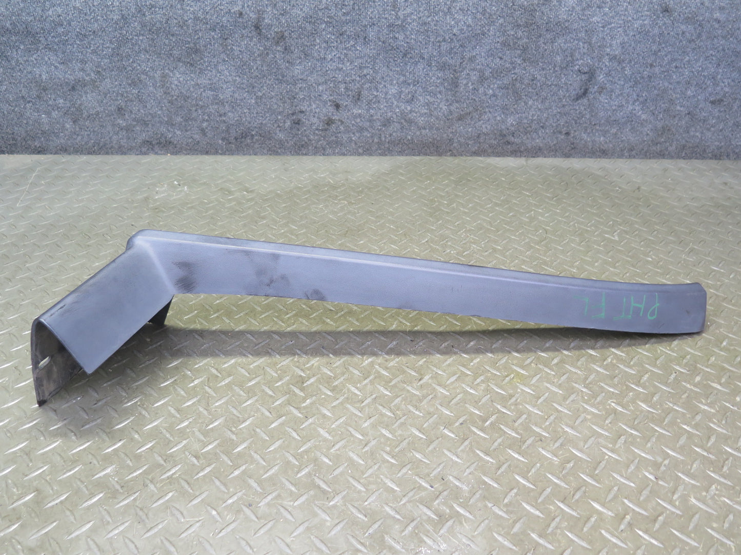 2003-2009 Hummer H2 Front Left & Right Side Fender Flare Wheel Arch Molding Set