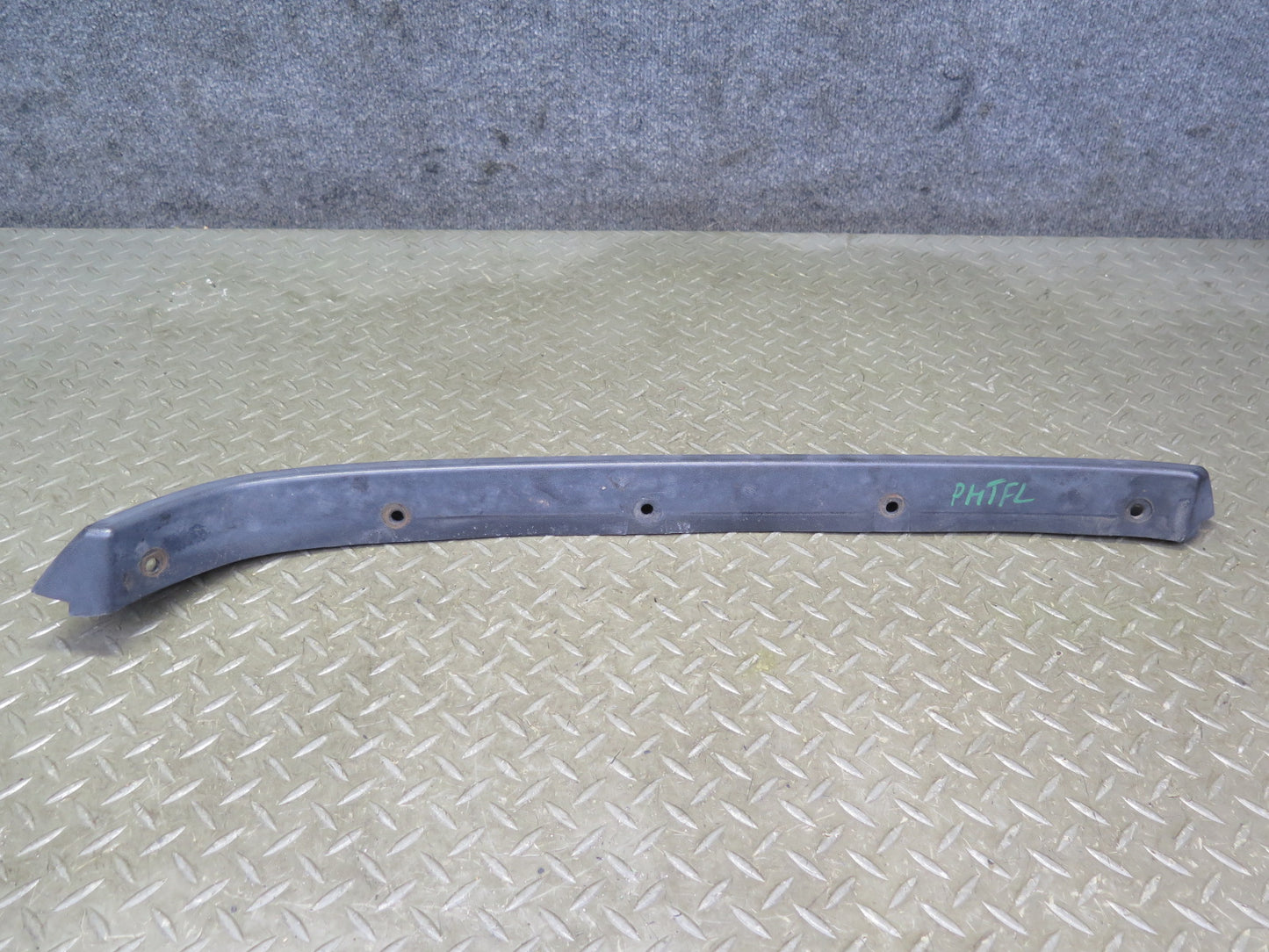 2003-2009 Hummer H2 Front Left & Right Upper Fender Flare Wheel Arch Molding Set