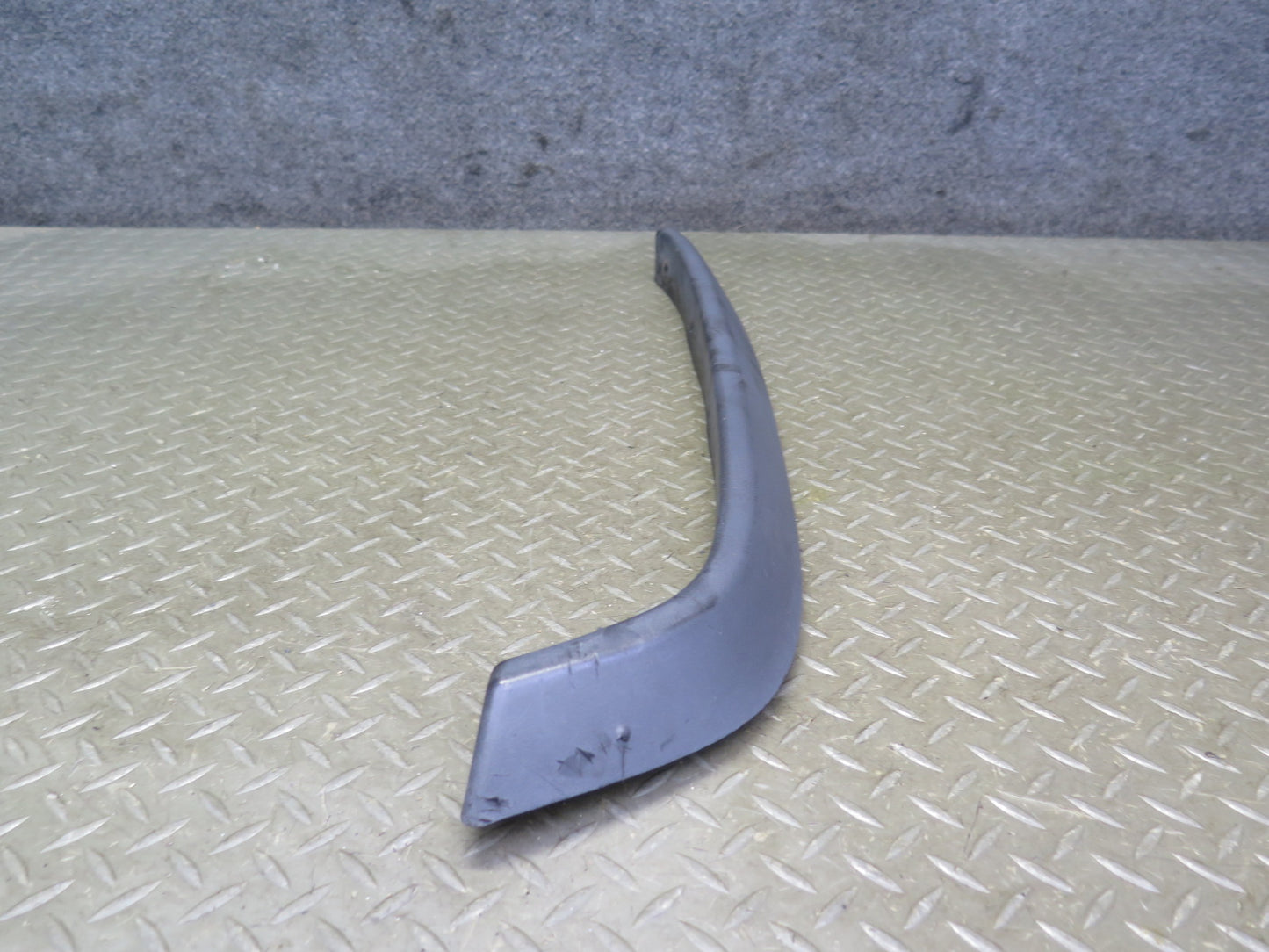 2003-2009 Hummer H2 Front Left & Right Upper Fender Flare Wheel Arch Molding Set