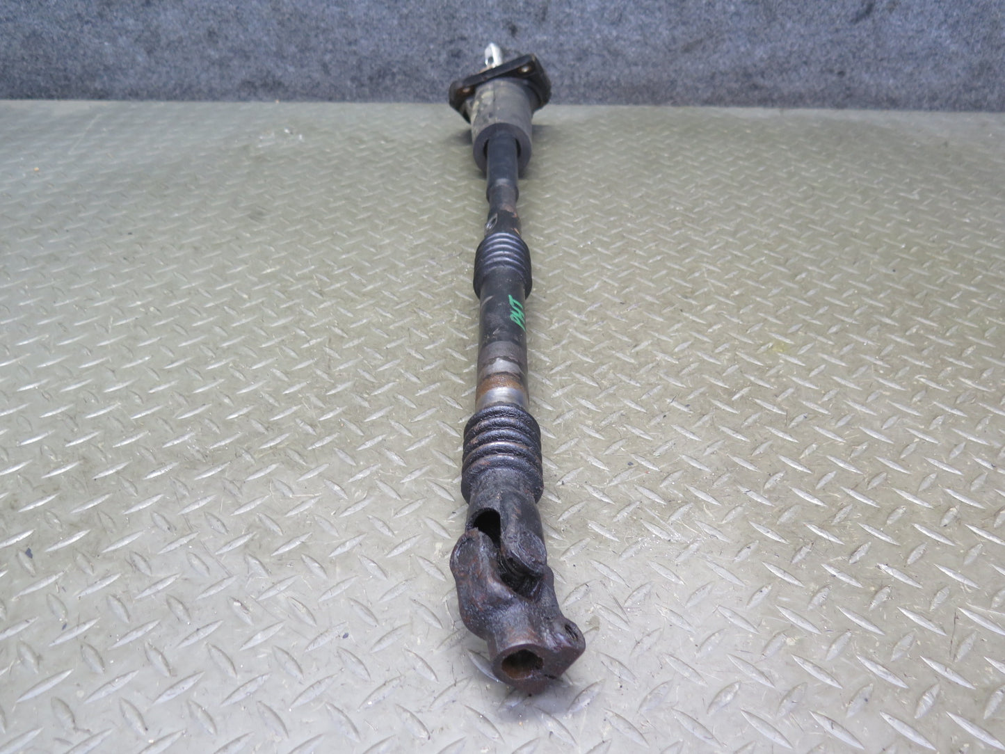 2003-2007 Hummer H2 Steering Column Intermediate U Joint Linkage Shaft