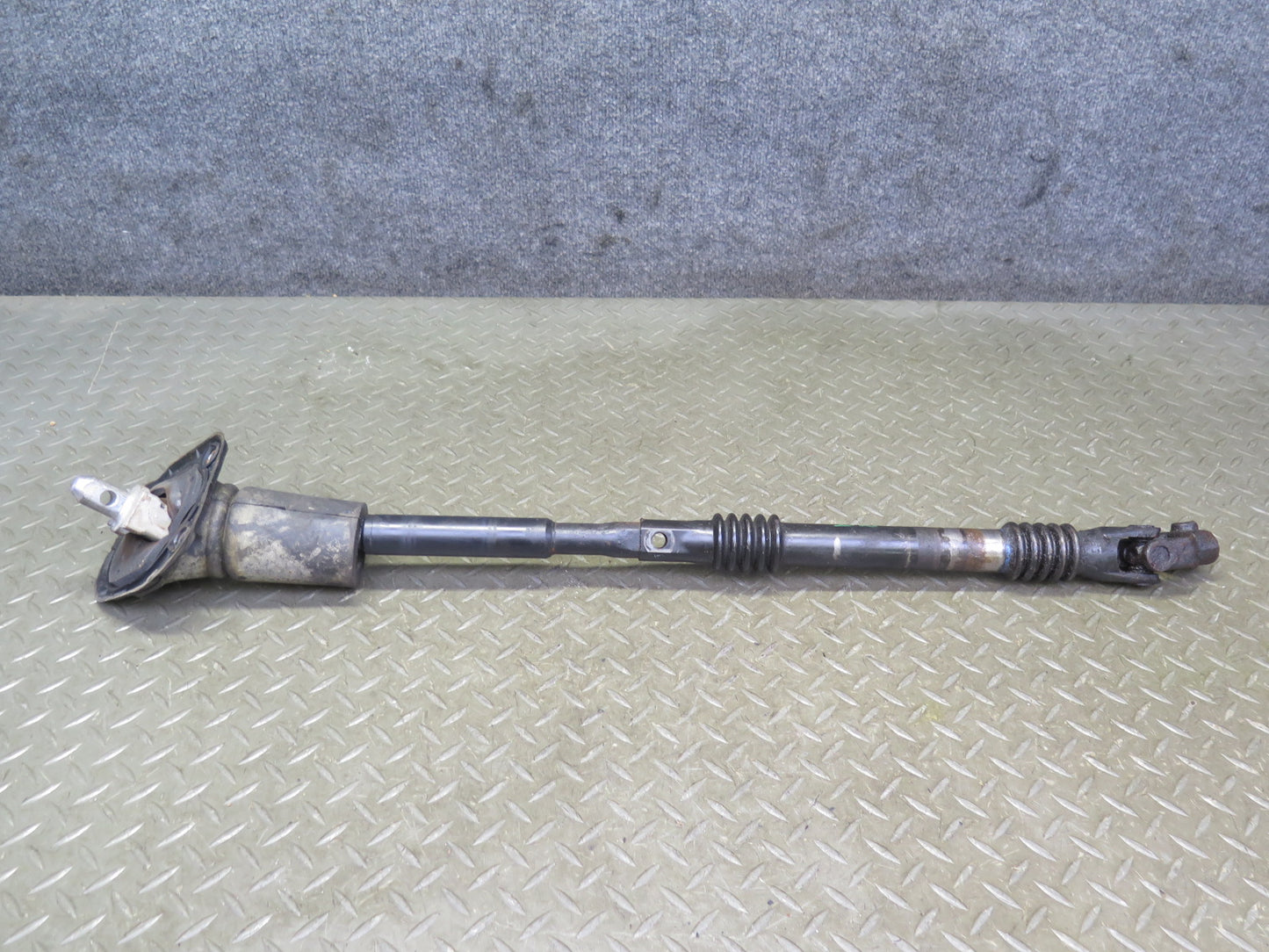 2003-2007 Hummer H2 Steering Column Intermediate U Joint Linkage Shaft