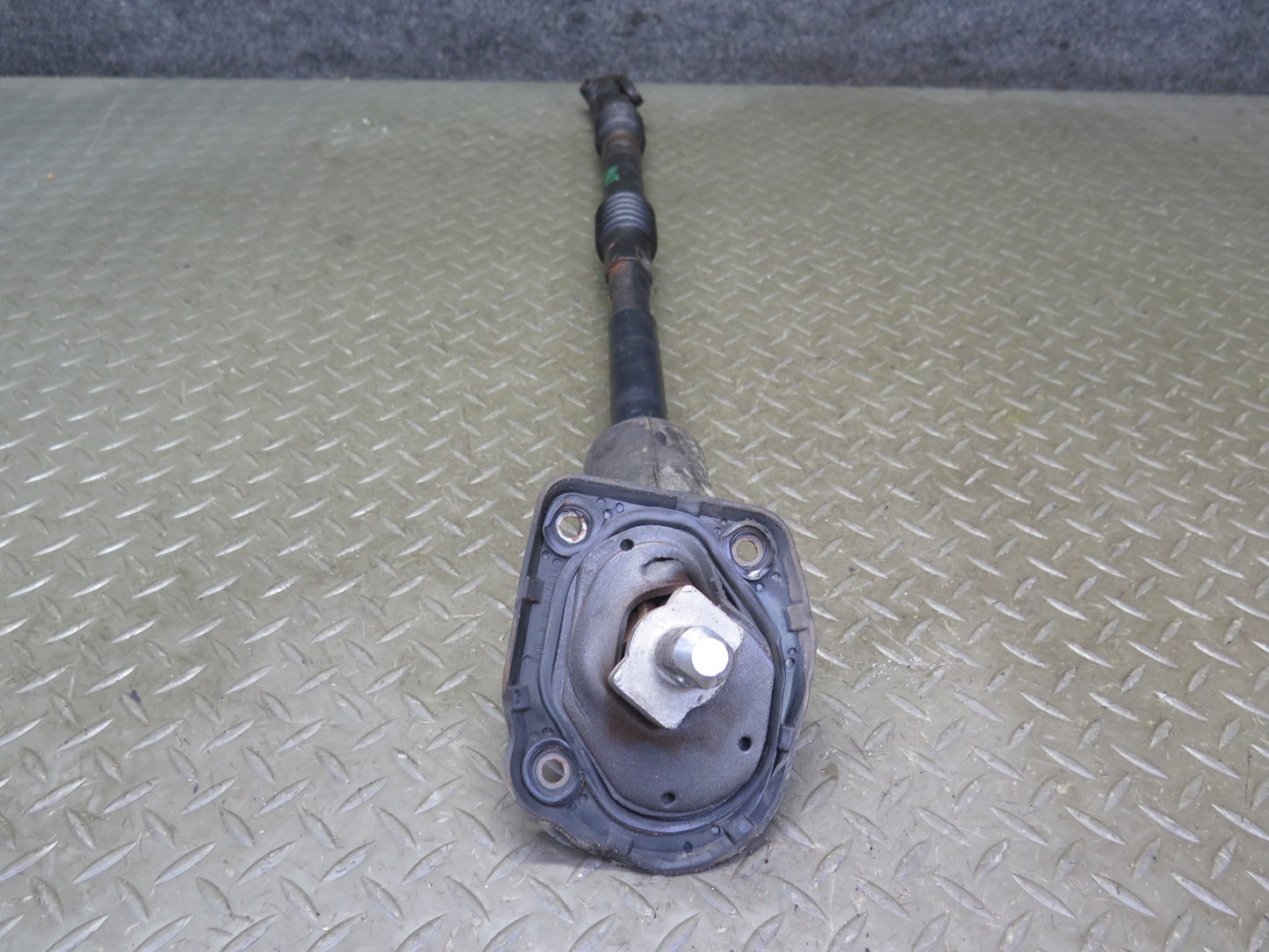 2003-2007 Hummer H2 Steering Column Intermediate U Joint Linkage Shaft
