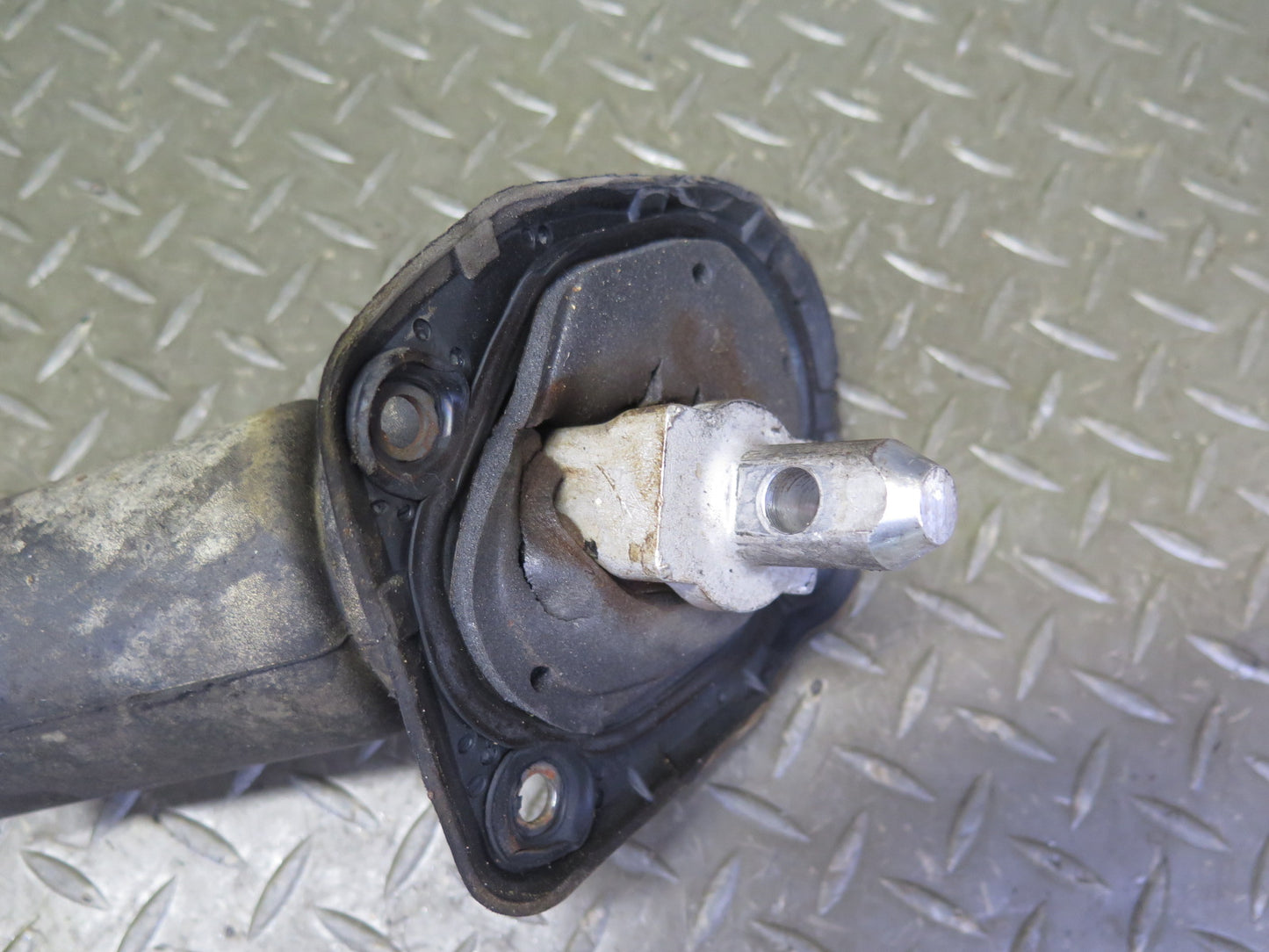 2003-2007 Hummer H2 Steering Column Intermediate U Joint Linkage Shaft