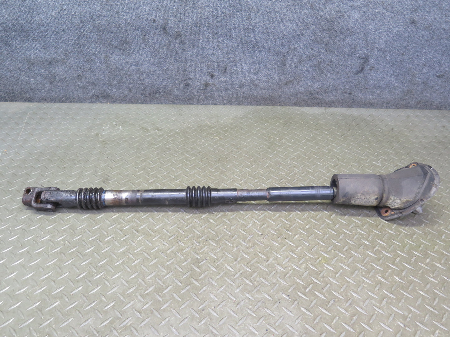 2003-2007 Hummer H2 Steering Column Intermediate U Joint Linkage Shaft