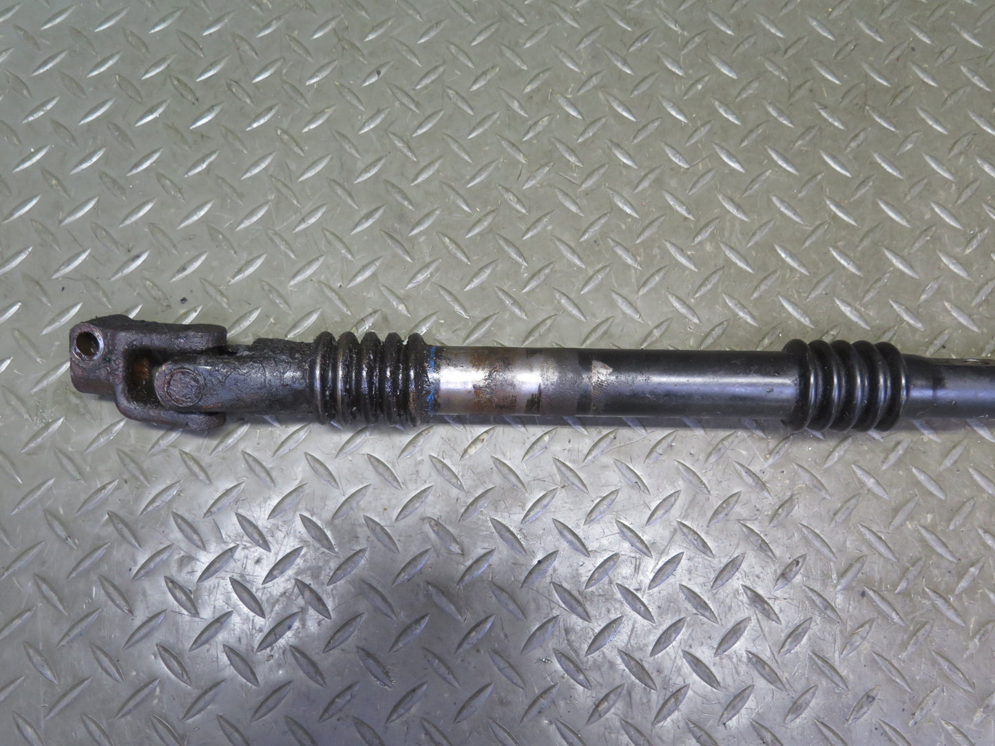 2003-2007 Hummer H2 Steering Column Intermediate U Joint Linkage Shaft
