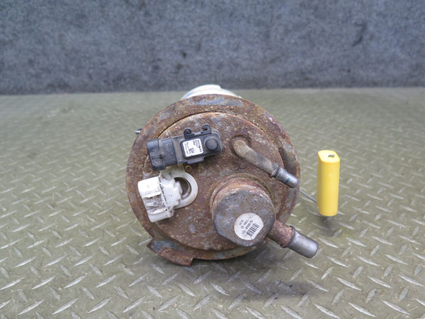 2005-2007 Hummer H2 Fuel Pump Level Sensor Sending Unit Assembly